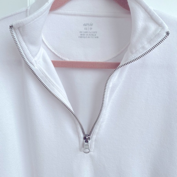 📍(SOLD) Aerie Ribbed Oversized Quarter Zip - Picture 5 of 10